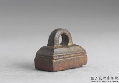 图片[2]-Bronze seal cast with “Hou Tong”, Qin dynasty (221-207 BCE)-China Archive